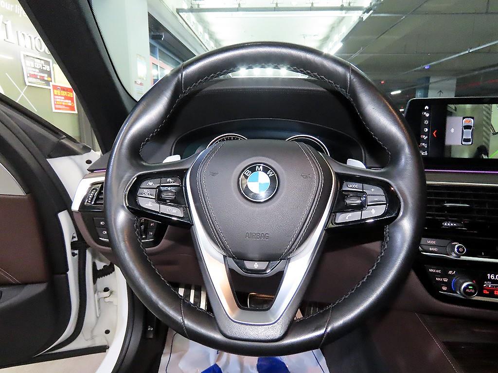 BMW 5 Series - Vista 8