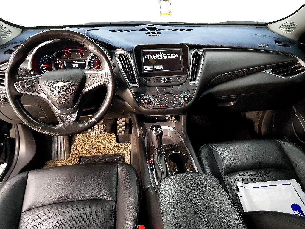 Chevrolet Malibu - Vista 5