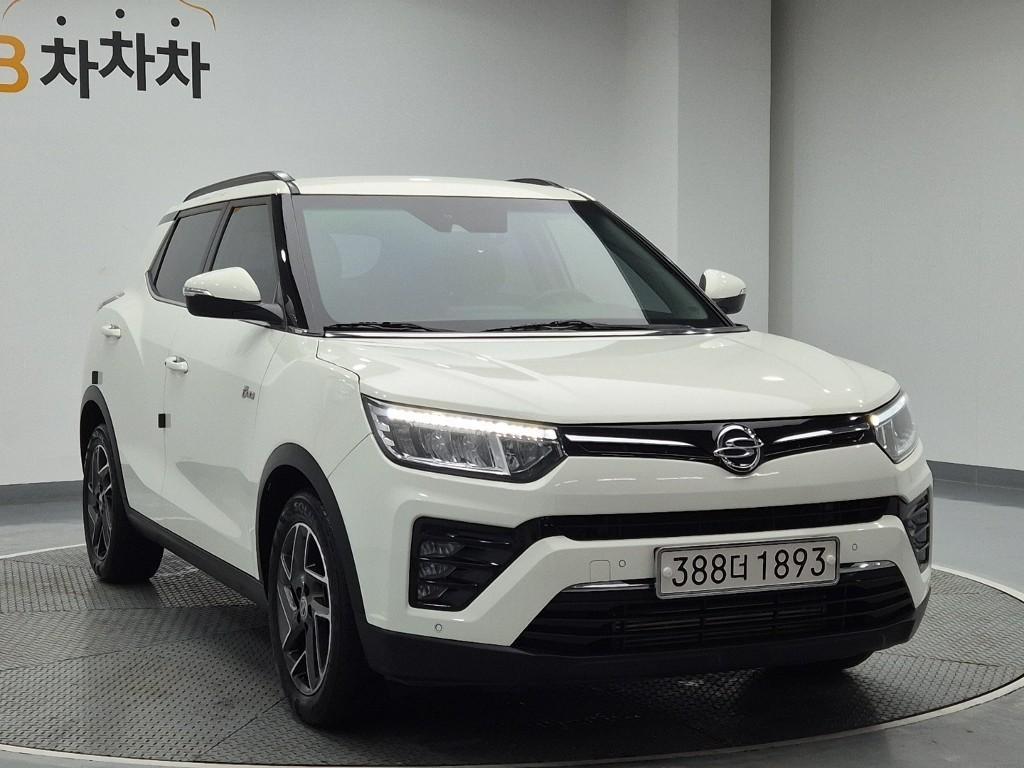Ssangyong Tivoli - Vista 4