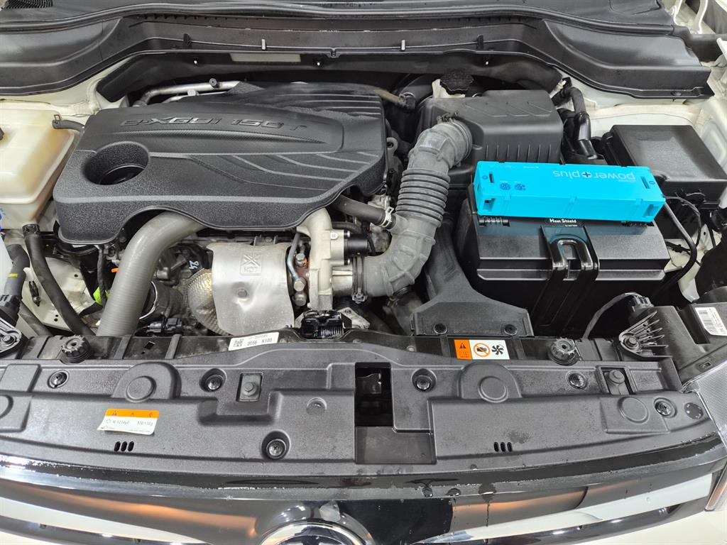 Ssangyong Tivoli 2020 Blanco - Importación desde Corea - HF Imports Iquique - Foto 18