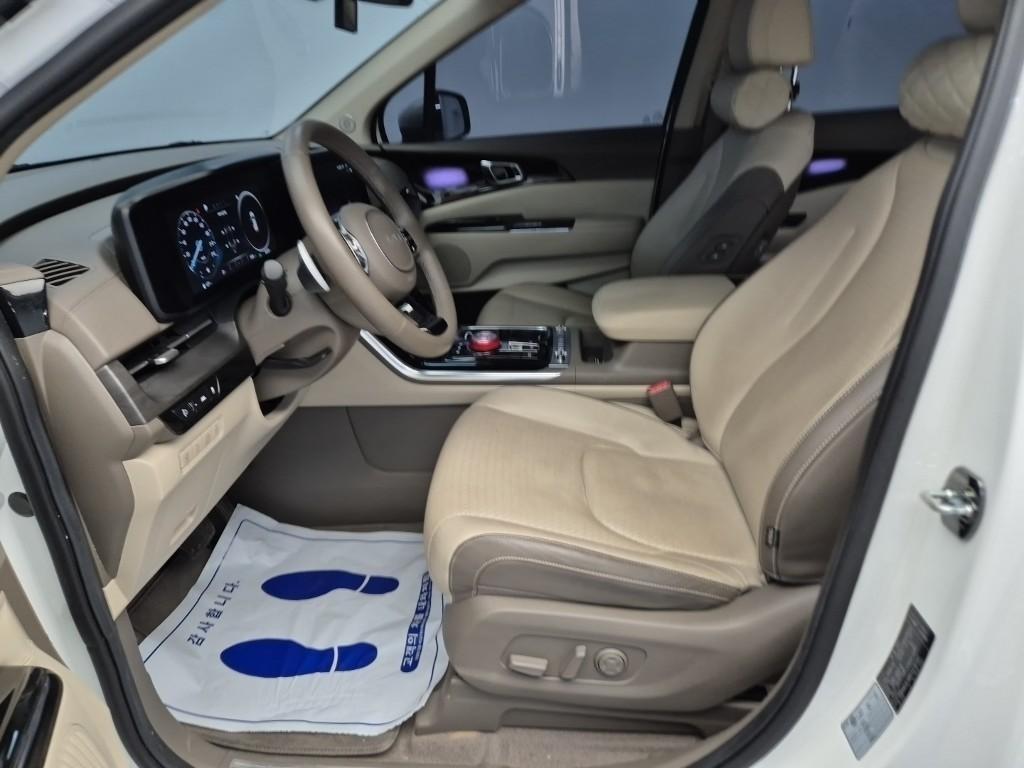 KIA Carnival - Vista 7