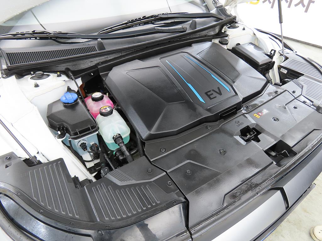 HYUNDAI Ioniq 5 2022 Blanco - Importación desde Corea - HF Imports Iquique - Foto 19