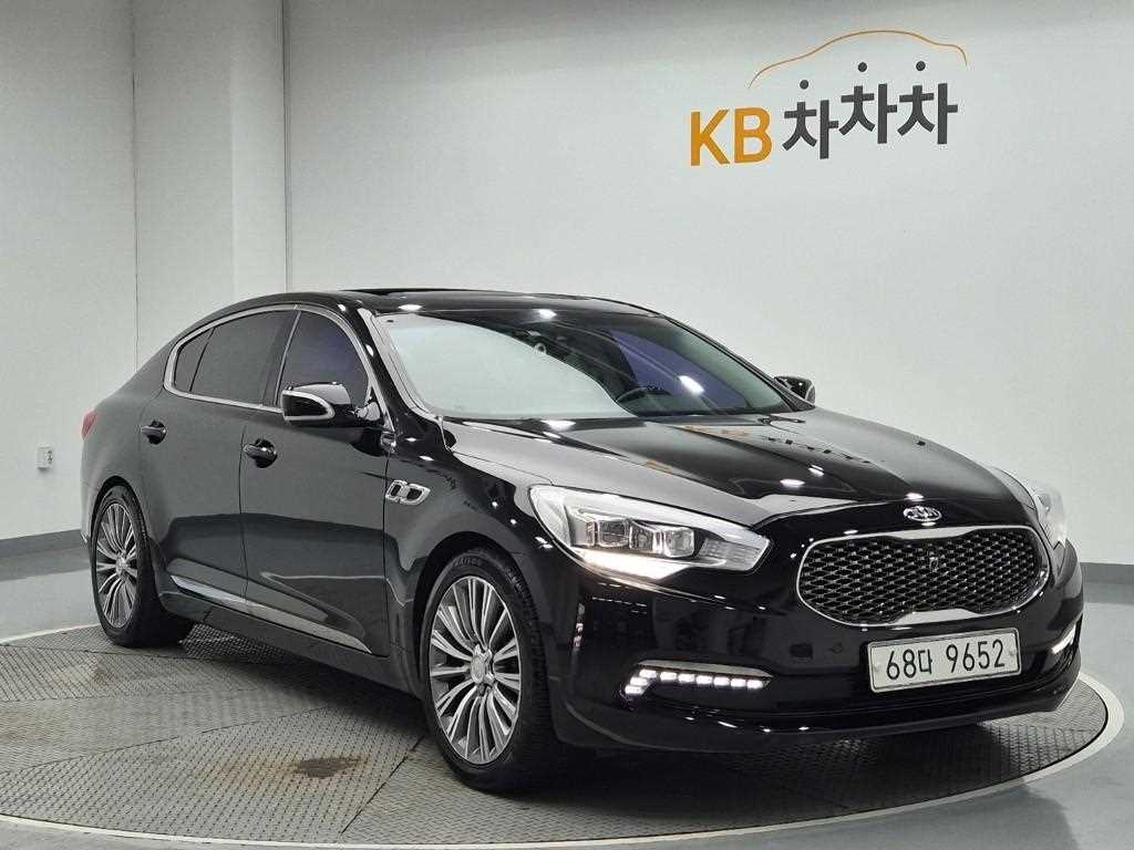 KIA K9 - Vista 4