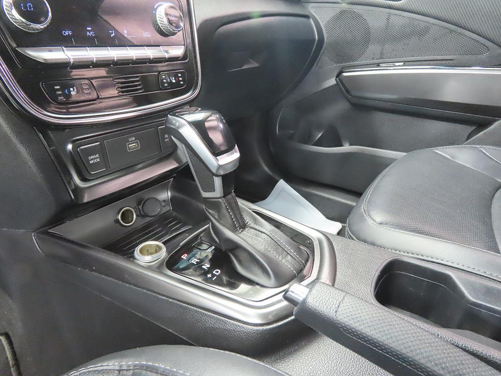 Ssangyong Tivoli - Vista 11