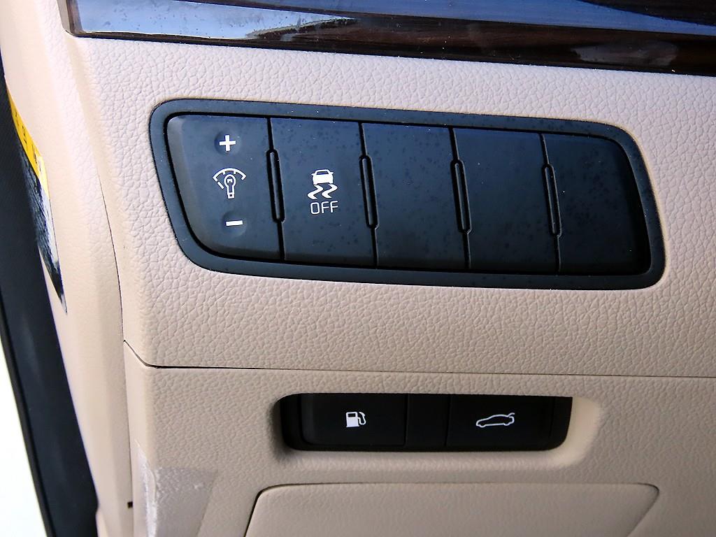 KIA K7 - Vista 12