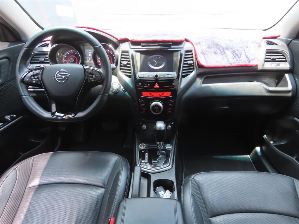 Ssangyong Tivoli 2017 - Importación desde Corea - HF Imports Iquique - Foto 8