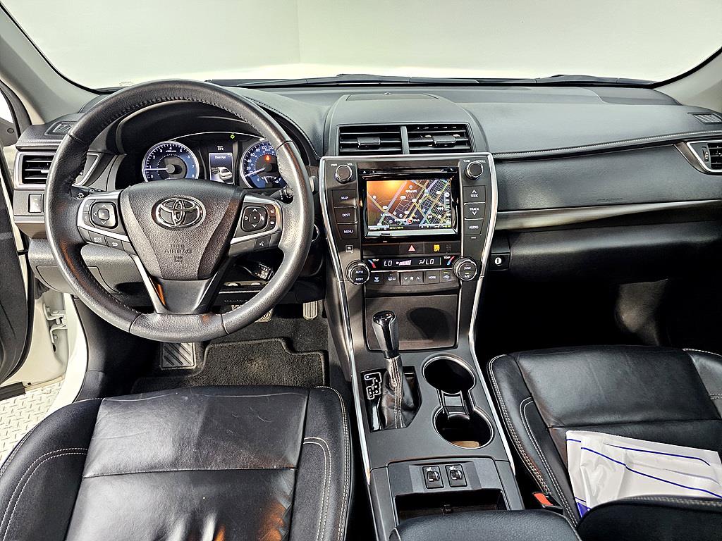 Toyota Camry - Vista 5