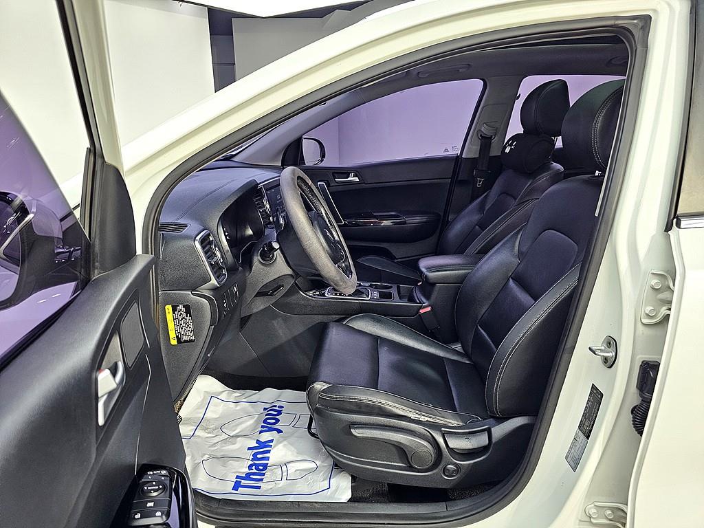 KIA Sportage - Vista 8