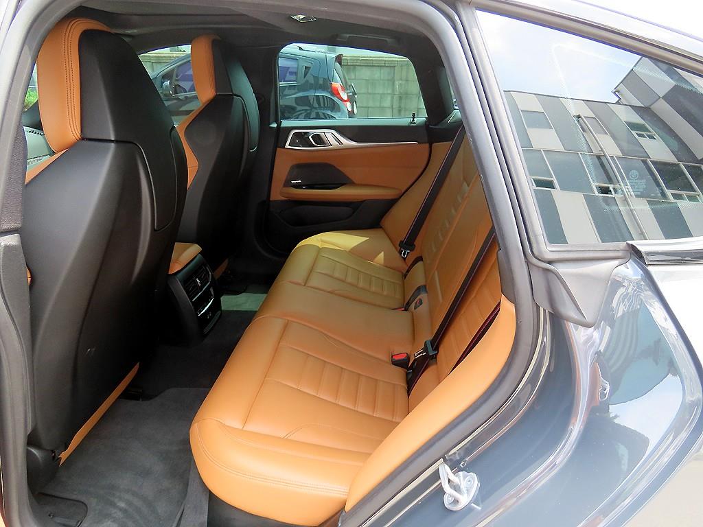 BMW i4 - Vista 6