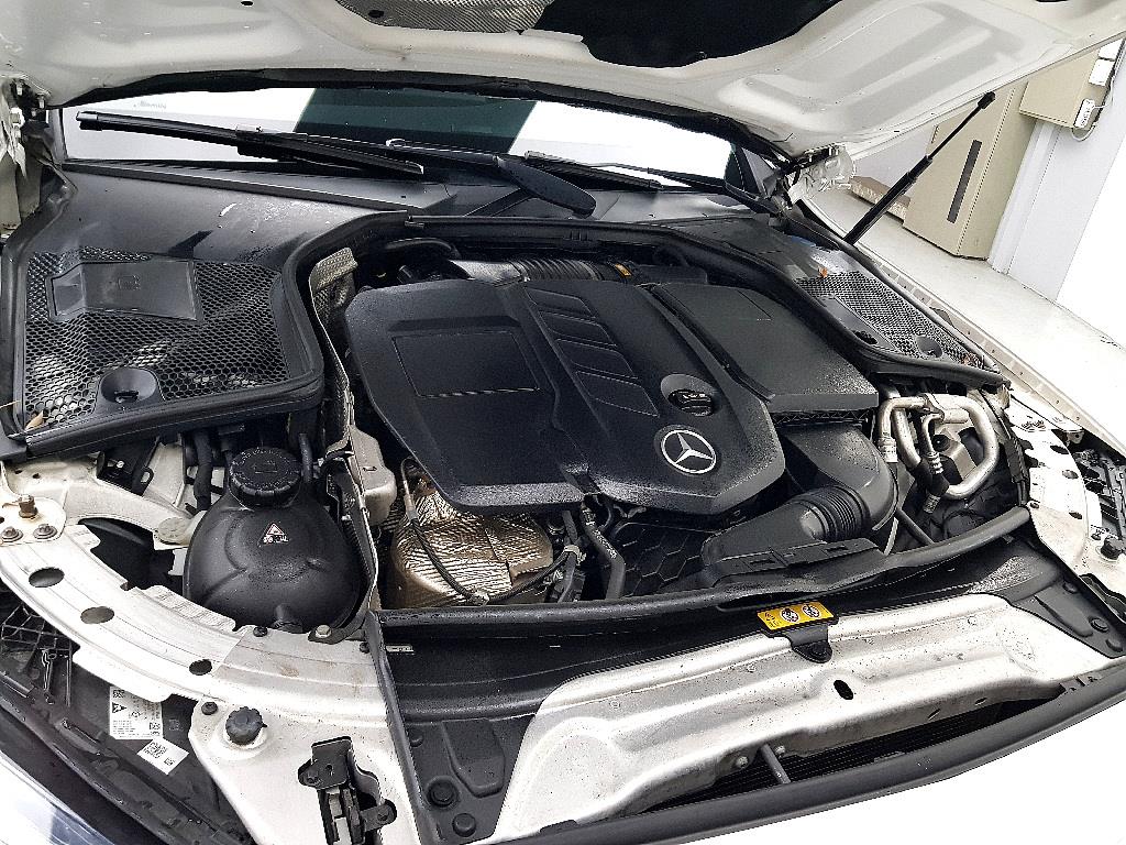 Mercedes Benz C Class - Vista 6