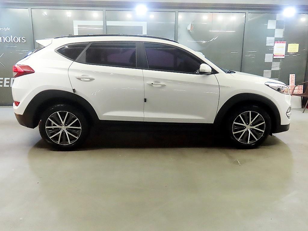 HYUNDAI Tucson - Vista 3