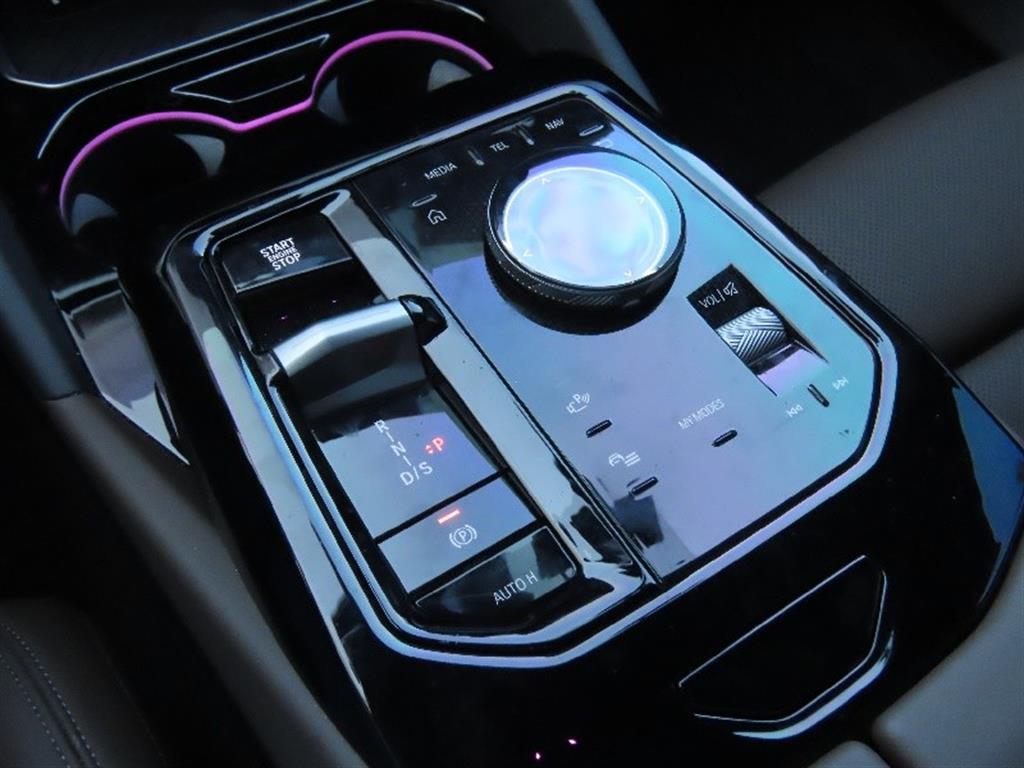BMW 5 Series - Vista 11