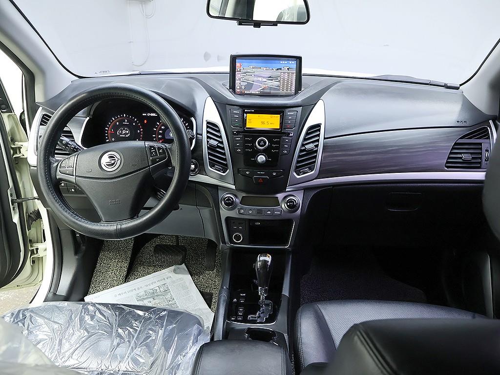 Ssangyong Korando - Vista 9