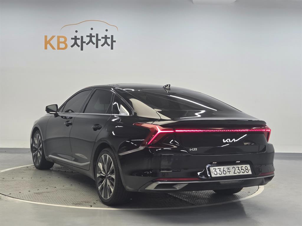 KIA K8 - Vista 2