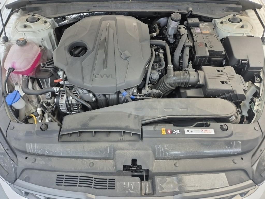 KIA K5 - Vista 5