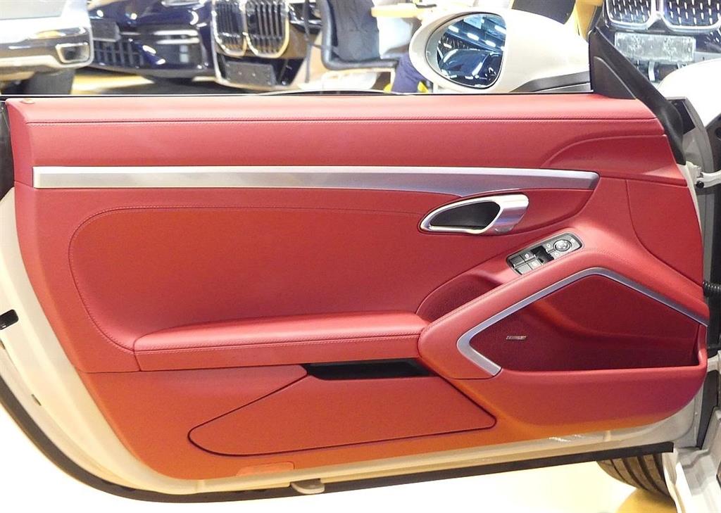 Porsche 718 - Vista 11