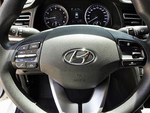 HYUNDAI Avante - Vista 12