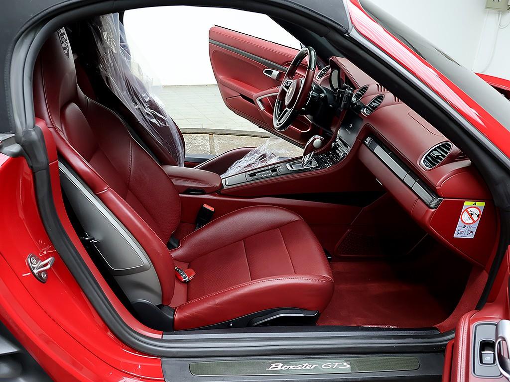 Porsche 718 2019 Rojo - Importación desde Corea - HF Imports Iquique - Foto 11