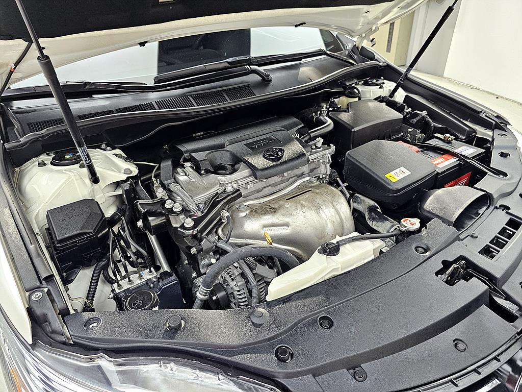 Toyota Camry - Vista 6