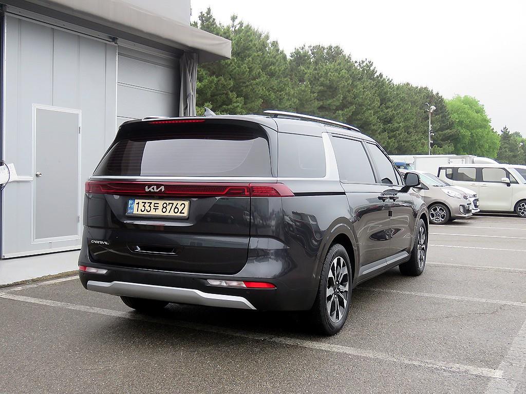 KIA Carnival - Vista 4
