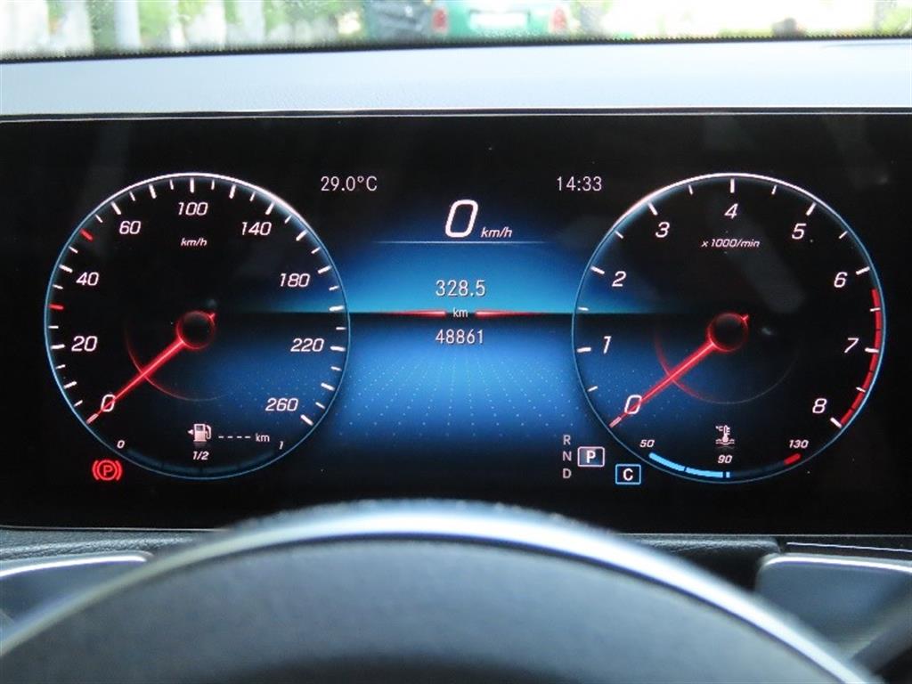 Mercedes Benz GLB Class - Vista 9