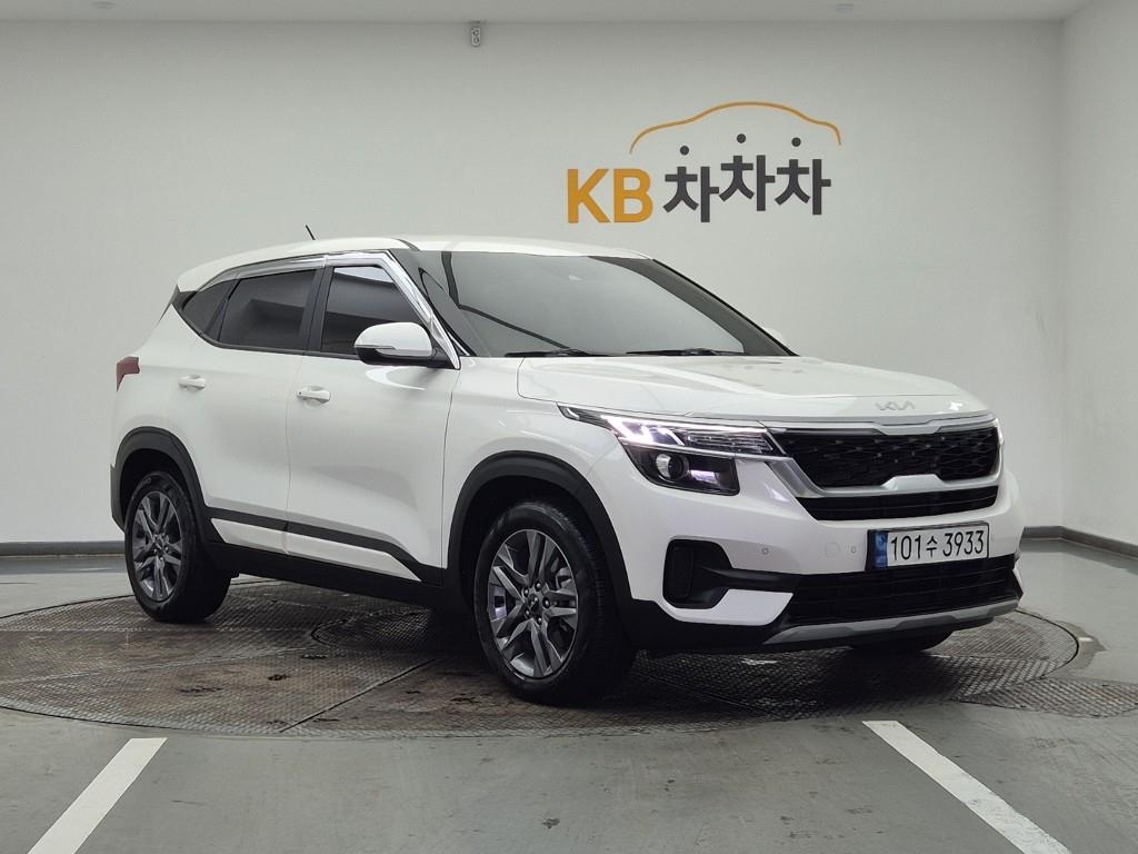 KIA Seltos - Vista 2