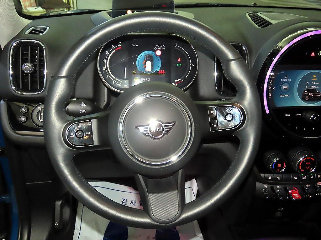 Mini Countryman - Vista 8