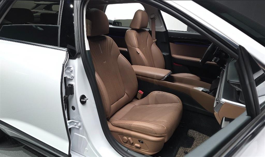 HYUNDAI Grandeur - Vista 12
