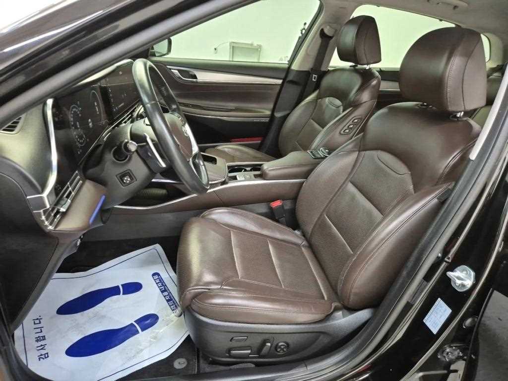 HYUNDAI Grandeur - Vista 10