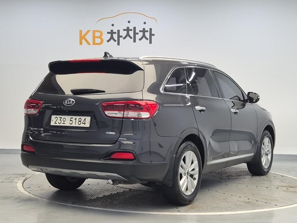 KIA Sorento - Vista 3