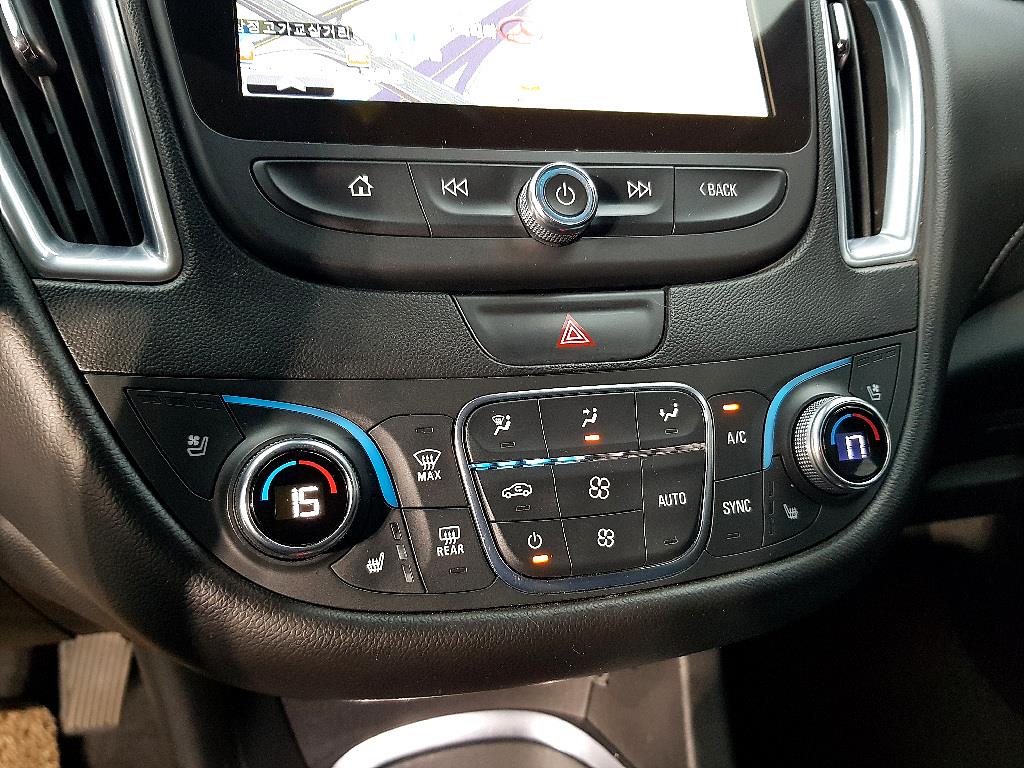 Chevrolet Malibu - Vista 11