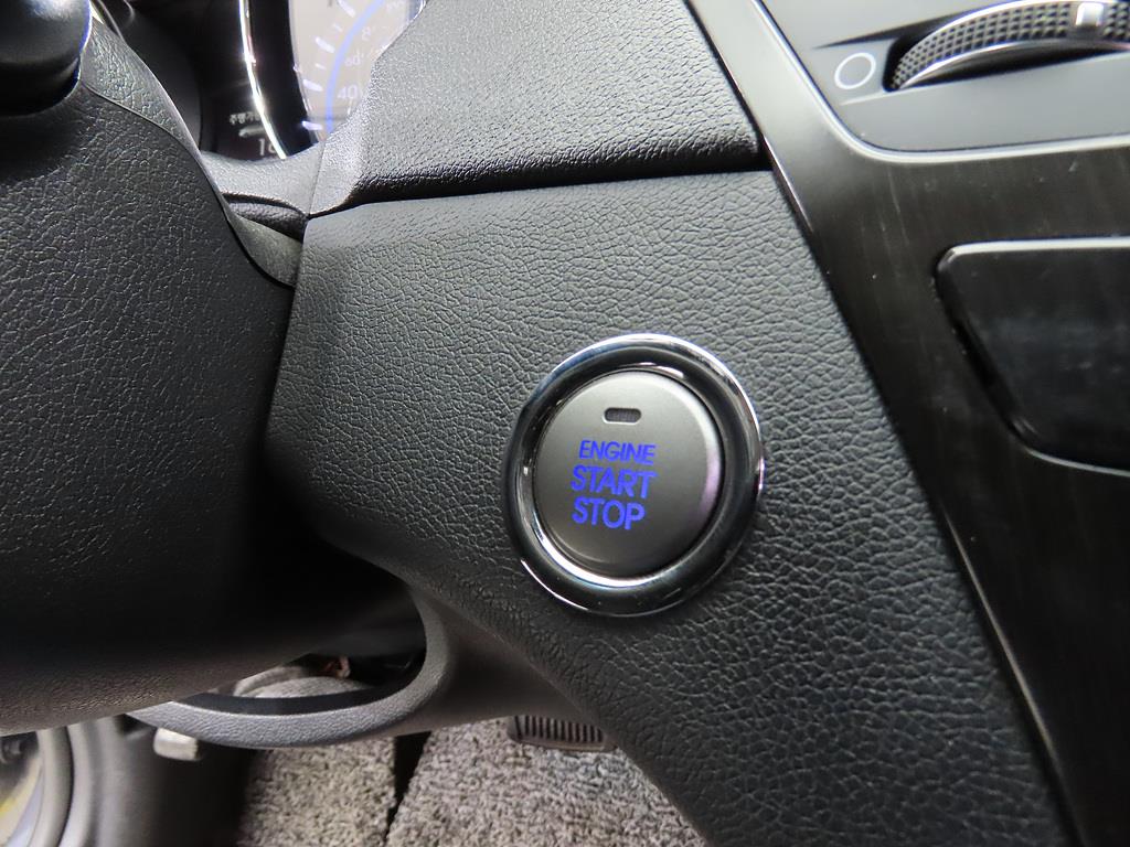 HYUNDAI Sonata - Vista 12
