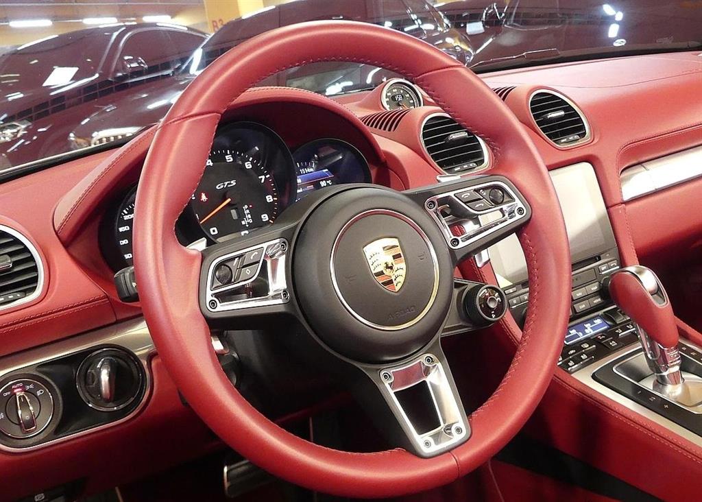 Porsche 718 2024 Gris - Importación desde Corea - HF Imports Iquique - Foto 13