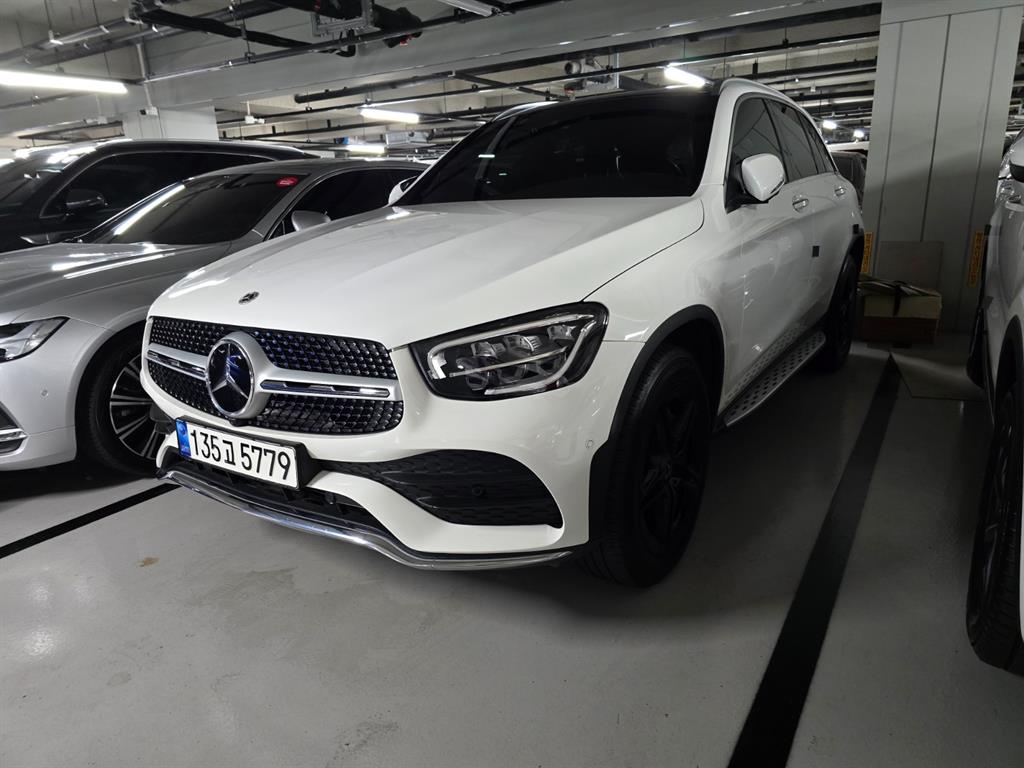 Mercedes Benz GLC Class - Vista 2