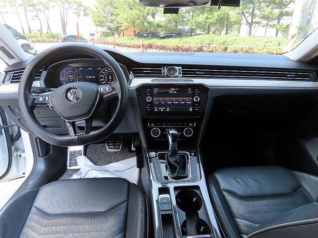 Volkswagen Arteon - Vista 7