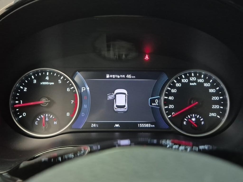 KIA Seltos - Vista 6