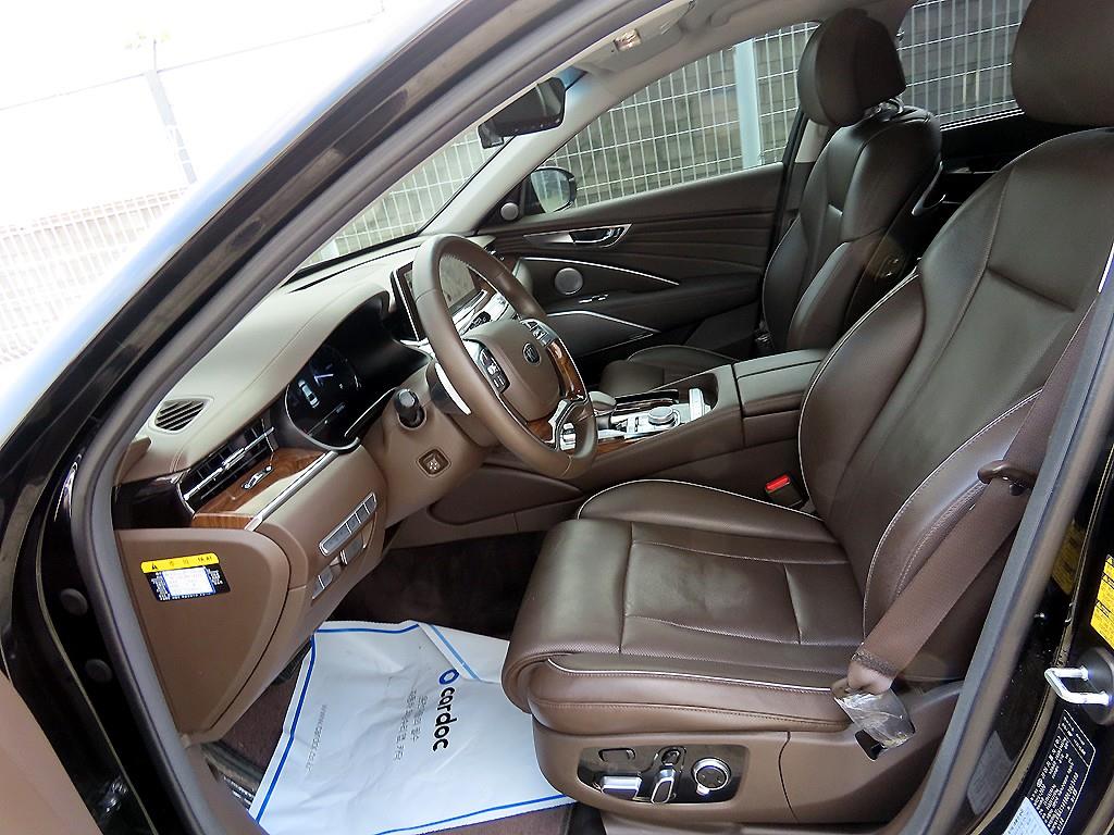 KIA K9 - Vista 5