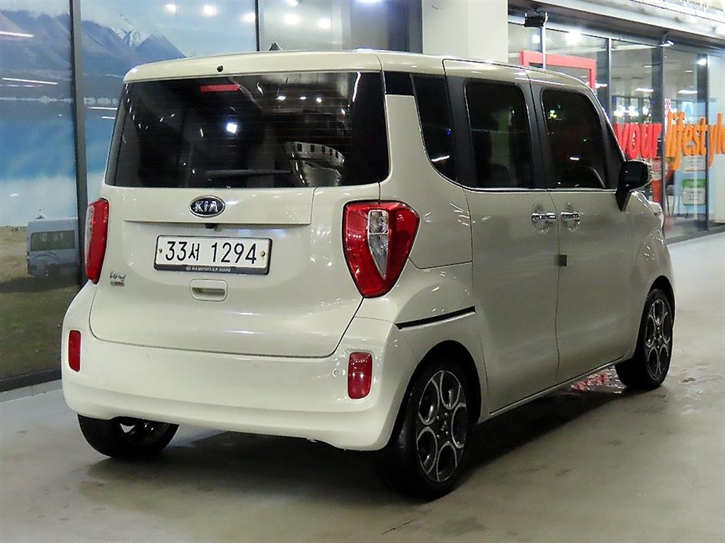 KIA Ray - Vista 4