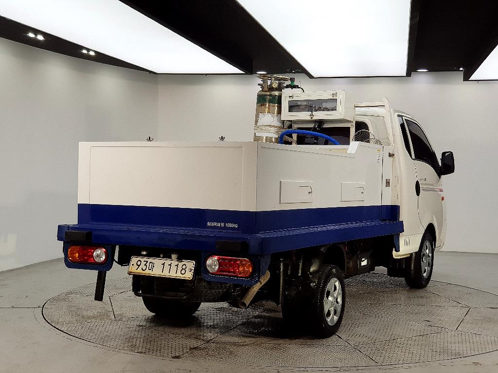 Small Truck (Completed) a live fish car - Vista 4