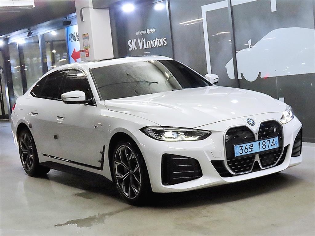 BMW i4 2022 Blanco - Importación desde Corea - HF Imports Iquique - Foto 1