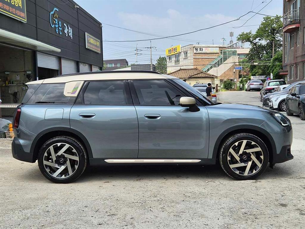 Mini Countryman - Vista 3