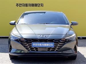 HYUNDAI Avante - Vista 2