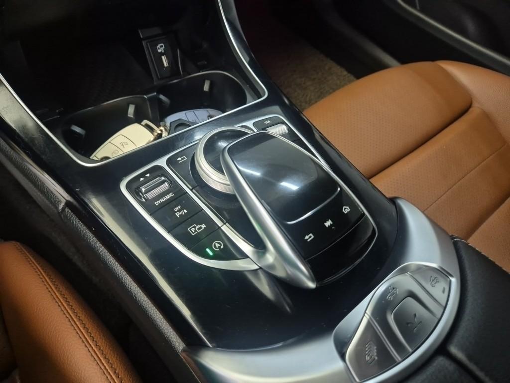 Mercedes Benz C Class 2019 Blanco - Importación desde Corea - HF Imports Iquique - Foto 16