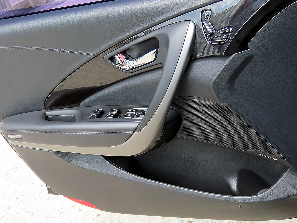 HYUNDAI Grandeur - Vista 11