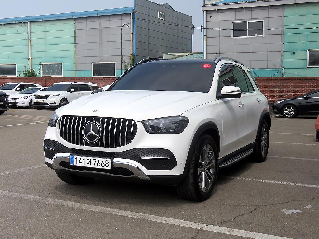 Mercedes Benz GLE Class - Vista 2