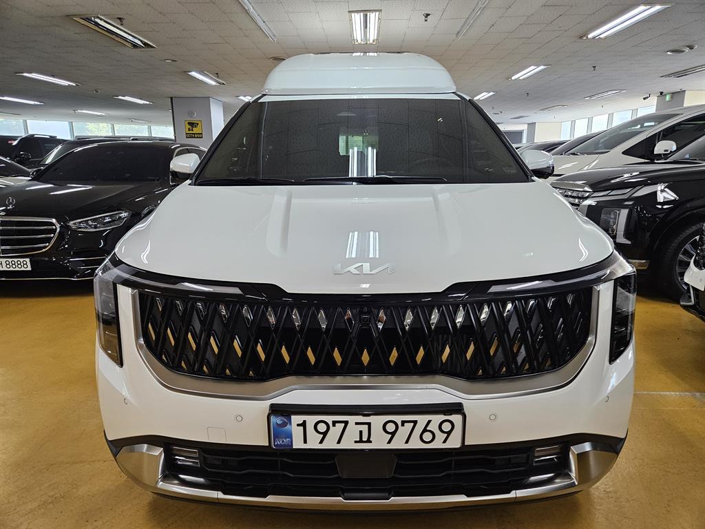 KIA Carnival 2025 Blanco - Importación desde Corea - HF Imports Iquique - Foto 1