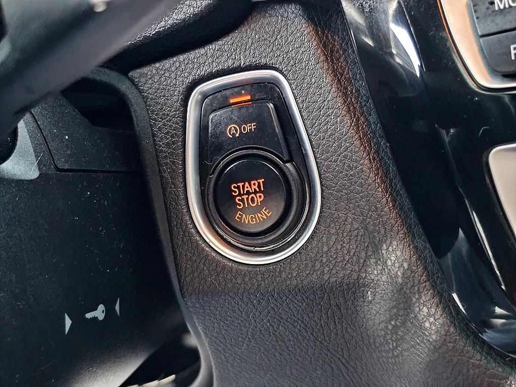 BMW 3 series 2018 Azul - Importación desde Corea - HF Imports Iquique - Foto 13
