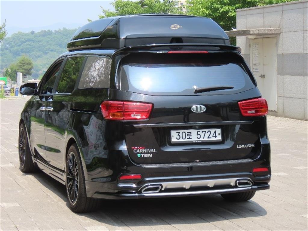 KIA Carnival - Vista 7