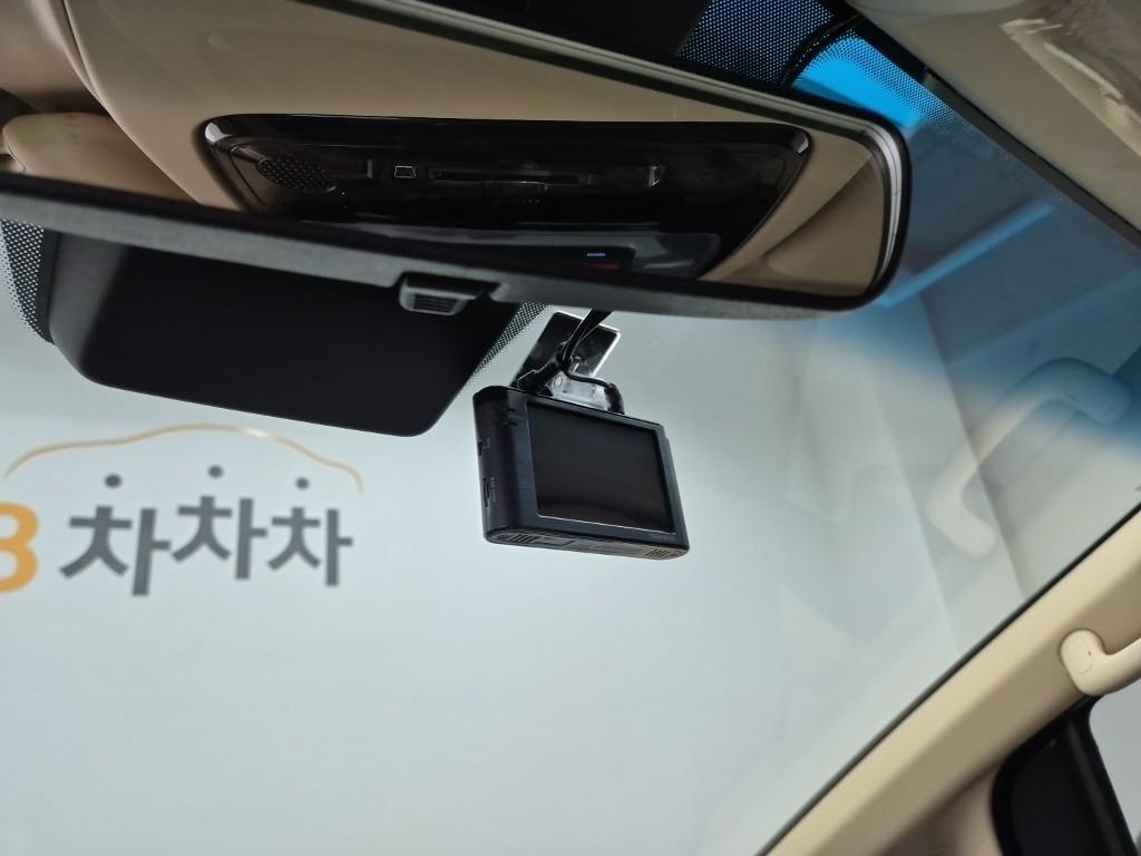 HYUNDAI Staria 2025 Gris - Importación desde Corea - HF Imports Iquique - Foto 17