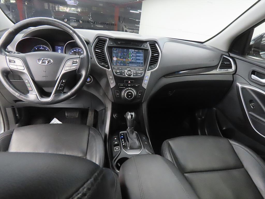 HYUNDAI Santa Fe - Vista 7